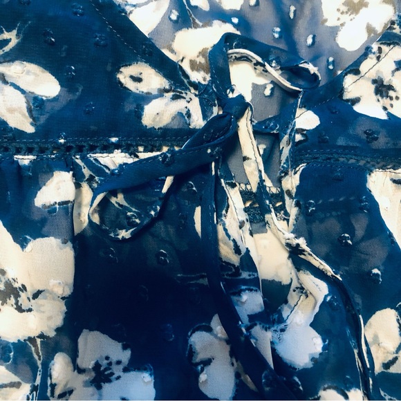 1X Navy Floral Peasant Top with Bell Sleeves and Faggoting detail Boho - Picture 10 of 14